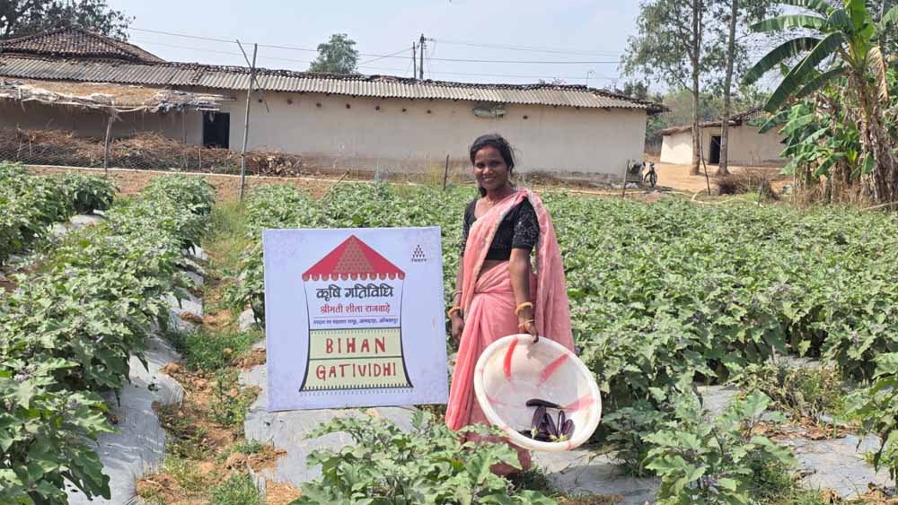 उन्नत खेती से शीला राजवाड़े बनीं लखपति दीदी बिहान’ से जुड़कर संवर रही ग्रामीण महिलाओं की आजिविका
