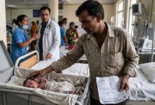 अस्पताल की बड़ी गलती: नवजात को मृत बताकर सौंपा शव, पिता ने देखा तो जिंदा था बच्चा