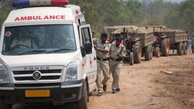 बालाघाट में पुलिस का अनोखा ऑपरेशन: एंबुलेंस में छिपकर पहुंची टीम, रेत माफिया के ट्रैक्टर जब्त