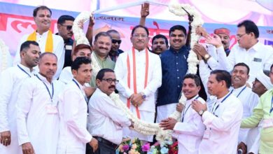 मुख्यमंत्री  विष्णु देव साय कबीर मठ आश्रम में आयोजित अखिल भारतीय सद्गुरु कबीर संत सम्मेलन में हुए शामिल