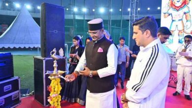 खुद फिट रहें और परिवार को भी करें प्रेरित- मंत्री  विश्वास सारंग