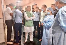 उप मुख्यमंत्री  शुक्ल ने एम्स भोपाल में उपचाररत मरीजों एवं उनके परिजनों से मिलकर कुशलक्षेम लिया