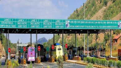 टोल वसूली पर सुप्रीम कोर्ट का बड़ा आदेश, 4-6 गुना वसूली पर टोल होंगे निरस्त