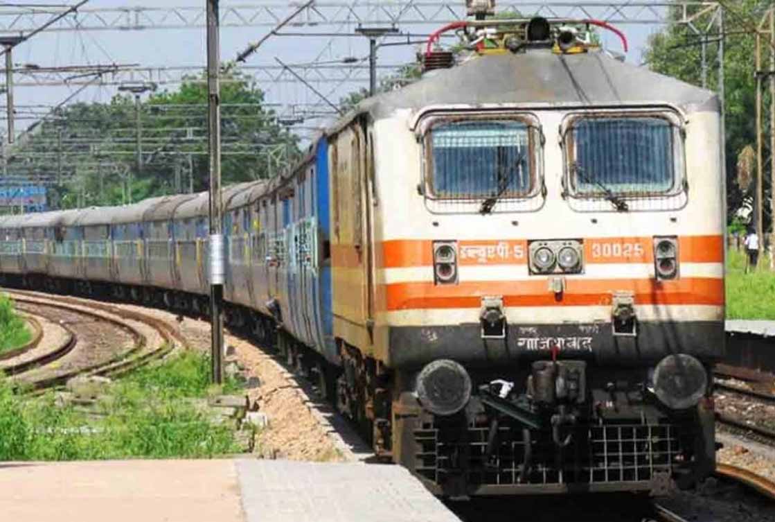 वीरता पुरस्कार विजेताओं को मिलेगा तोहफा, ट्रेन के AC कोच में होगा मुफ्त सफर, सरकार का बड़ा फैसला