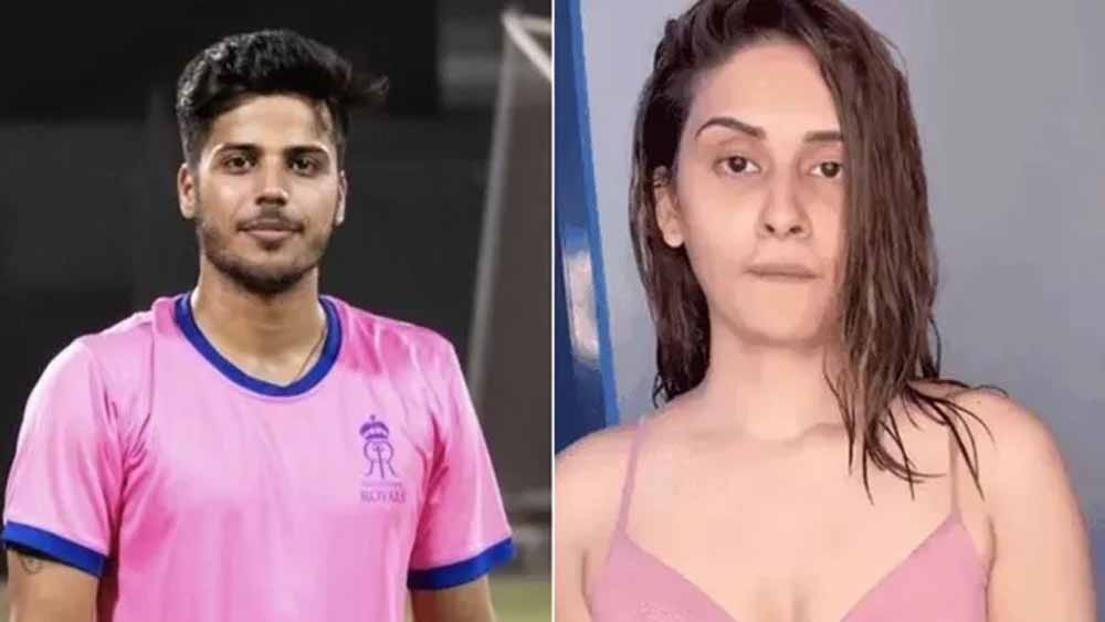 ‘भूखा रखा, शराब पीकर पीटा’, पूर्व IPL खिलाड़ी अमित पर मॉडल पत्नी ने कराई FIR