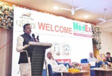 डॉक्टर सेवाभाव से मरीज का करें इलाज : उप मुख्यमंत्री  शुक्ल जी मीडिया समूह के कार्यक्रम में रीवा शहर के डॉक्टर्स का किया सम्मान