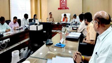 श्रमिकों के लिए बड़ा प्लान: मंत्री विजयवर्गीय बोले— LIG और EWS के बहुमंजिला आवास बनाएं श्रमिकों के लिए बड़ा प्लान: मंत्री विजयवर्गीय बोले— LIG और EWS के बहुमंजिला आवास बनाएं