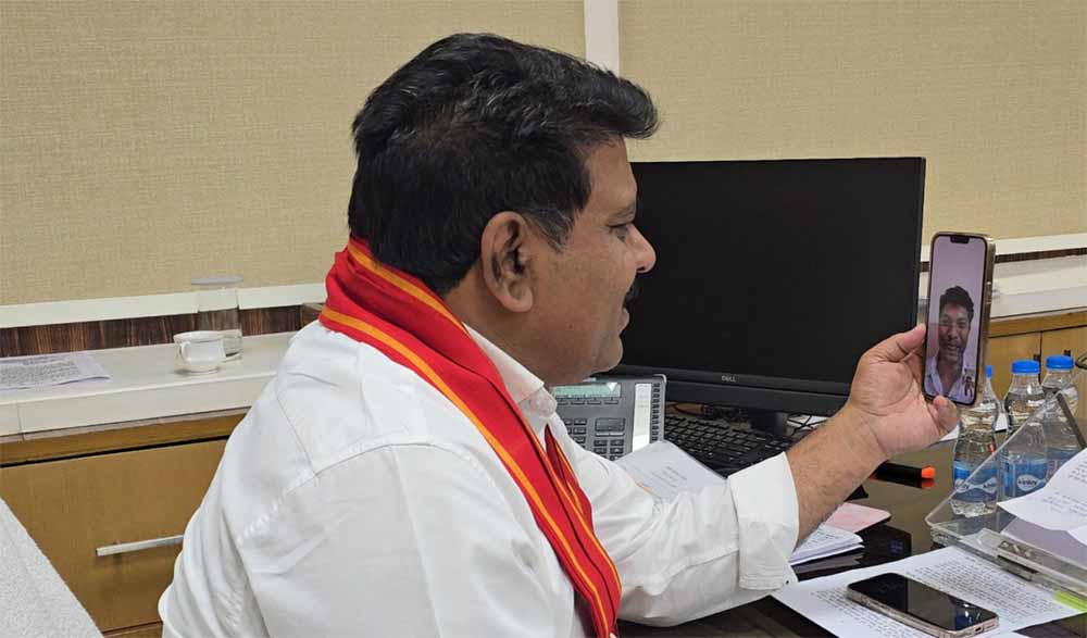 बीजापुर के अंकित की यूपीएससी में सफलता पर उपमुख्यमंत्री  विजय शर्मा ने वीडियो कॉल पर दी बधाई