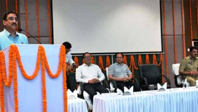 श्रमिकों की सुरक्षा सुनिश्चित करना उद्योगों की जिम्मेदारी: संभागायुक्त