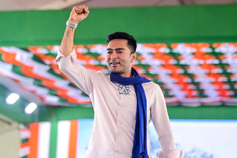 पश्चिम बंगाल में नहीं चलेगी बुलडोजर राजनीति: Abhishek Banerjee पश्चिम बंगाल में नहीं चलेगी बुलडोजर राजनीति: Abhishek Banerjee