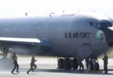 ईरान से तनाव के बीच बड़ा हादसा: हवा में ईंधन भरते समय क्रैश हुआ अमेरिकी विमान, 4 की मौत