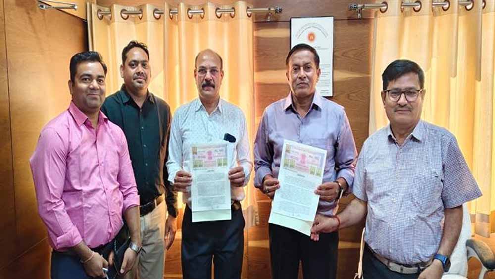 बिजली कार्मिकों के लिए स्वास्थ्य बीमा का अनोखा कवच