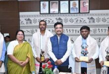 गोवा के मंत्री डॉ. रमेश तावड़कर ने देखी छत्तीसगढ़ की जनजातीय गौरव की झलक गोवा के मंत्री डॉ. रमेश तावड़कर ने देखी छत्तीसगढ़ की जनजातीय गौरव की झलक