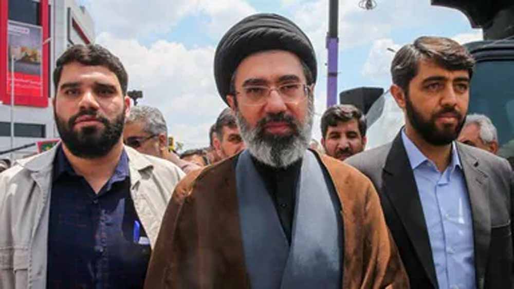 ईरान में हमलों के बीच मोजतबा खामेनेई पर चर्चा तेज, सुप्रीम लीडर Ali Khamenei कहां? उठे कई सवाल