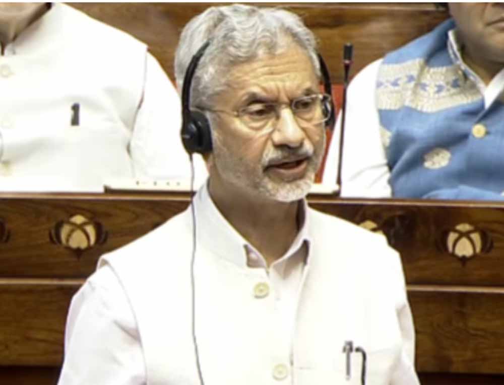 पश्चिम एशिया संकट पर संसद में जयशंकर का बयान: संवाद और कूटनीति पर जोर, भारतीयों की वापसी को लेकर भी दी जानकारी