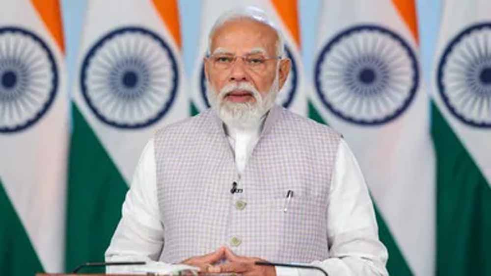 LPG संकट पर PM मोदी की हाईलेवल बैठक, पेट्रोलियम और विदेश मंत्री के साथ की स्थिति की समीक्षा