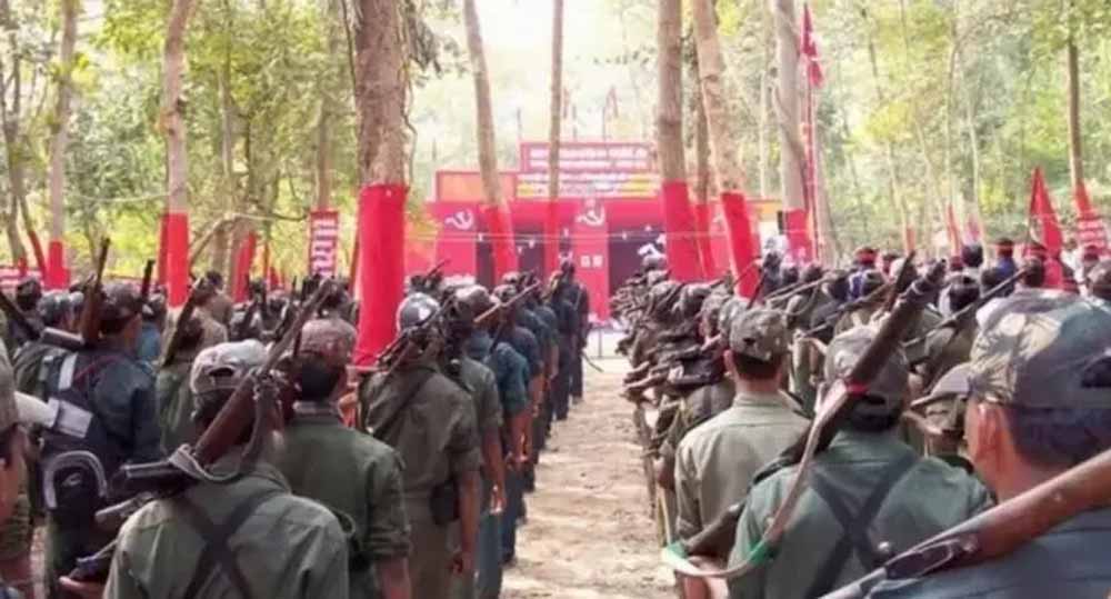 देवजी एनकाउंटर के बाद असर, 124 माओवादी करेंगे सरेंडर; संगठन की सैन्य ताकत कमजोर