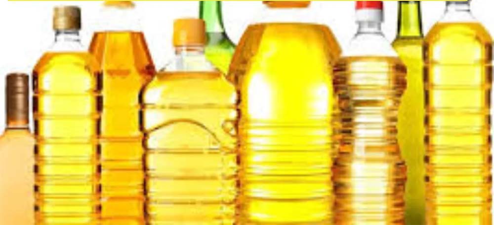 सोया तेल के दाम में उछाल: लंबा खिंच रहा युद्ध, वैश्विक बाजार में तेज़ी का असर सोया तेल के दाम में उछाल: लंबा खिंच रहा युद्ध, वैश्विक बाजार में तेज़ी का असर