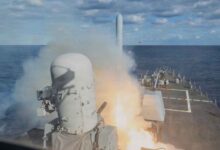 ईरान का पलटवार! अमेरिकी तेल टैंकर पर मिसाइल हमला, समुद्र में भड़की भीषण आग