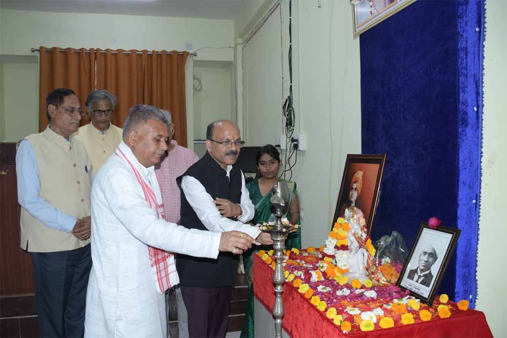 भारत की समृद्ध ज्ञान परम्परा पर गर्व के साथ आगे बढ़ने की आवश्यकता : मंत्री परमार