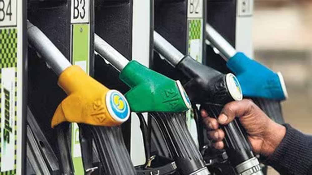 Italy का बड़ा फैसला: पेट्रोल-डीजल पर टैक्स घटाया, महंगाई से जनता को राहत