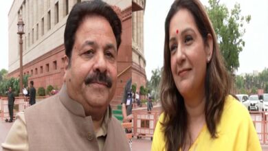 LPG कीमतों पर घमासान: विपक्ष का सरकार पर हमला, विदेशी नीति को बताया जिम्मेदार