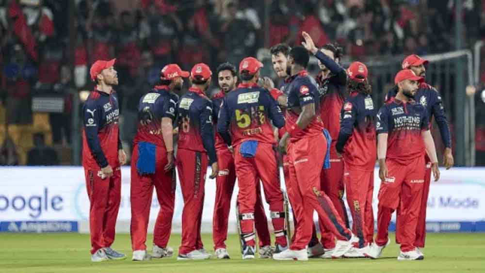 ईशान का अर्धशतक, हैदराबाद का बड़ा स्कोर—RCB के सामने 202 रन की चुनौती ईशान का अर्धशतक, हैदराबाद का बड़ा स्कोर—RCB के सामने 202 रन की चुनौती