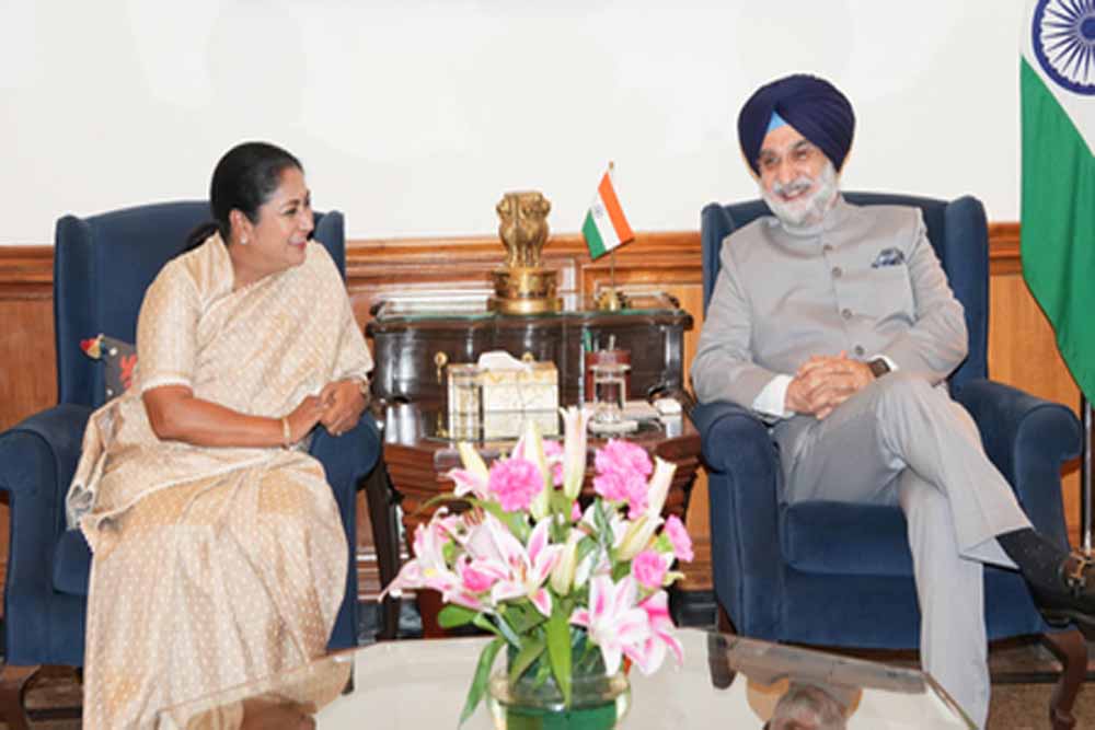 सीएम रेखा गुप्ता का बड़ा बयान: तरनजीत सिंह संधू के नेतृत्व में काम करेगी दिल्ली सरकार