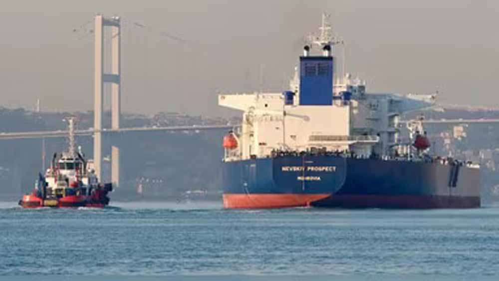 रूसी तेल वाला टैंकर अचानक मुड़ा भारत की ओर, चीन से क्यों किया किनारा?