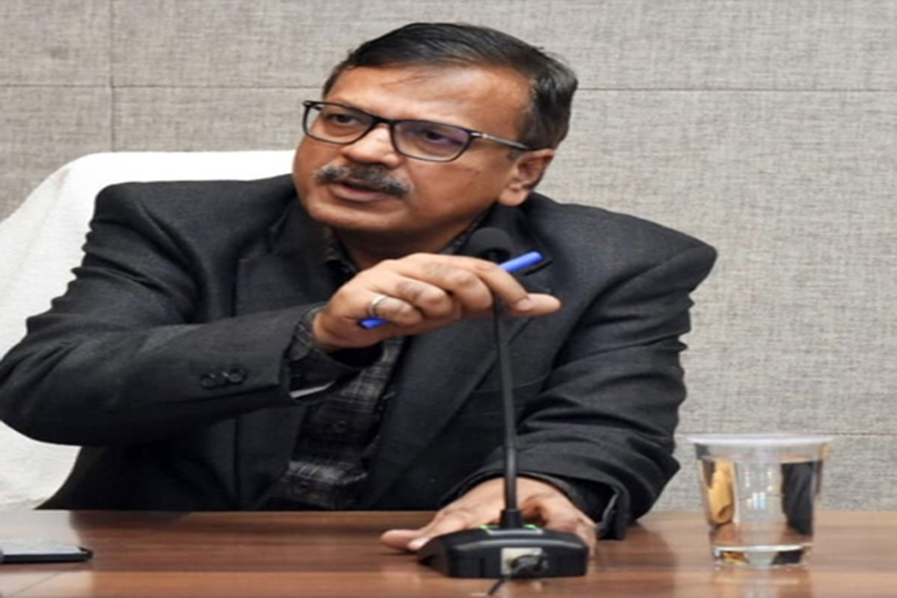 यूपी में जल जीवन मिशन पर बड़ा एक्शन: 26 इंजीनियरों पर कार्रवाई, 12 सस्पेंड यूपी में जल जीवन मिशन पर बड़ा एक्शन: 26 इंजीनियरों पर कार्रवाई, 12 सस्पेंड