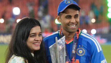 जीवनसाथी नहीं, लाइफ चेंजर हैं देविशा! सूर्यकुमार यादव ने बताई दिल छू लेने वाली कहानी जीवनसाथी नहीं, लाइफ चेंजर हैं देविशा! सूर्यकुमार यादव ने बताई दिल छू लेने वाली कहानी