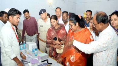प्रभारी मंत्री उइके ने सरई में मल्टीस्पेशियलिटी मेगा स्वास्थ्य शिविर का किया अवलोकन