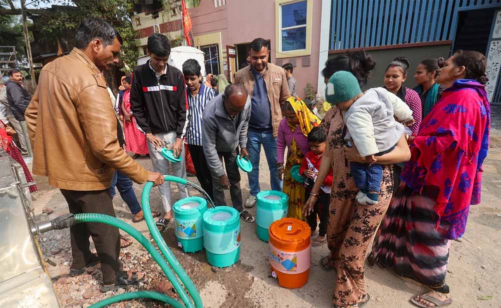 नई पाइपलाइन बिछी, फिर भी प्यासा भागीरथपुरा: जल संकट से जूझ रहे लोग