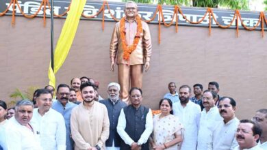 अम्बिकापुर में पूर्व विधायक पंडित रविशंकर त्रिपाठी की प्रतिमा का अनावरण, सीएम विष्णु देव साय रहे मौजूद