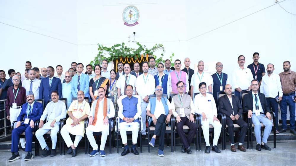 स्वस्थ नागरिक ही विकसित छत्तीसगढ़ की आधारशिला – स्वास्थ्य क्षेत्र में नवाचार को नई दिशा देगा वाइस चांसलर मीट-2026 : CM साय स्वस्थ नागरिक ही विकसित छत्तीसगढ़ की आधारशिला – स्वास्थ्य क्षेत्र में नवाचार को नई दिशा देगा वाइस चांसलर मीट-2026 : CM साय