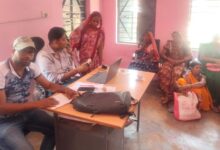 महतारी वंदना योजना में केवाईसी सर्वर बना परेशानी का कारण, घंटों इंतजार के बाद भी निराश लौटी महिलाएं