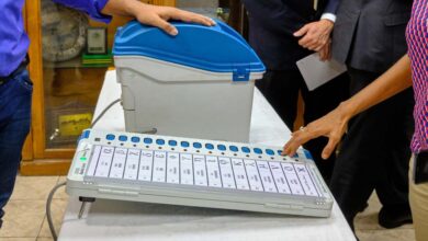 चुनावी इतिहास में पहली बार, उम्मीदवार के सामने होगी EVM की जांच; हाई कोर्ट का बड़ा आदेश चुनावी इतिहास में पहली बार, उम्मीदवार के सामने होगी EVM की जांच; हाई कोर्ट का बड़ा आदेश