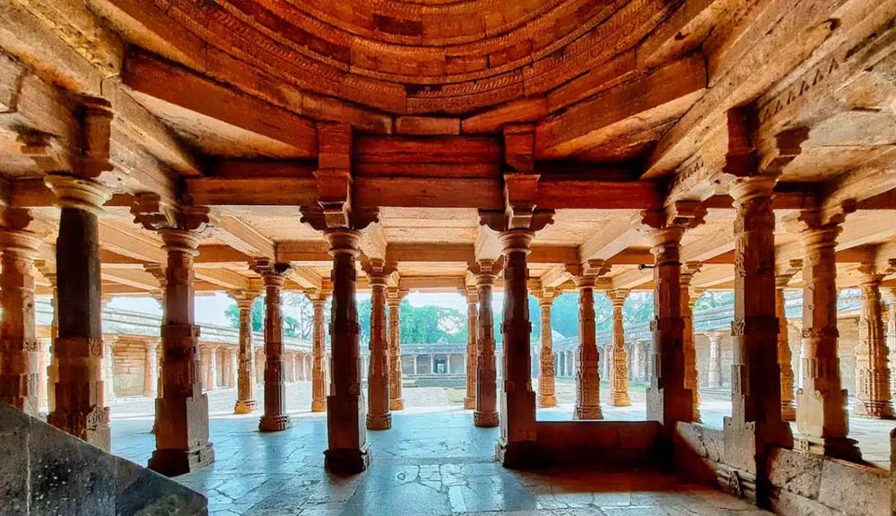 धार भोजशाला मंदिर या मस्जिद? हाईकोर्ट में सामने आया बड़ा सबूत, हिंदुओं को 24 घंटे पूजा का हक