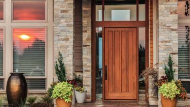 मुख्य द्वार से जुड़े वास्तु टिप्स: सही दिशा और नियम से घर में बढ़ेगी सकारात्मक ऊर्जा और सुख-समृद्धि
