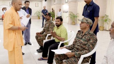 जनता दर्शन -मुख्यमंत्री ने की भावनात्मक अपील- परिवार सबसे बड़ी पूंजी, मिल-बैठकर हल करें पारिवारिक समस्याएं