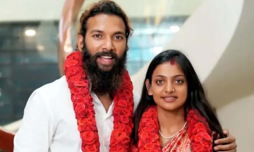 मोनालिसा फरमान को छोड़कर भाग गई? वायरल वीडियो से खुली नई कहानी