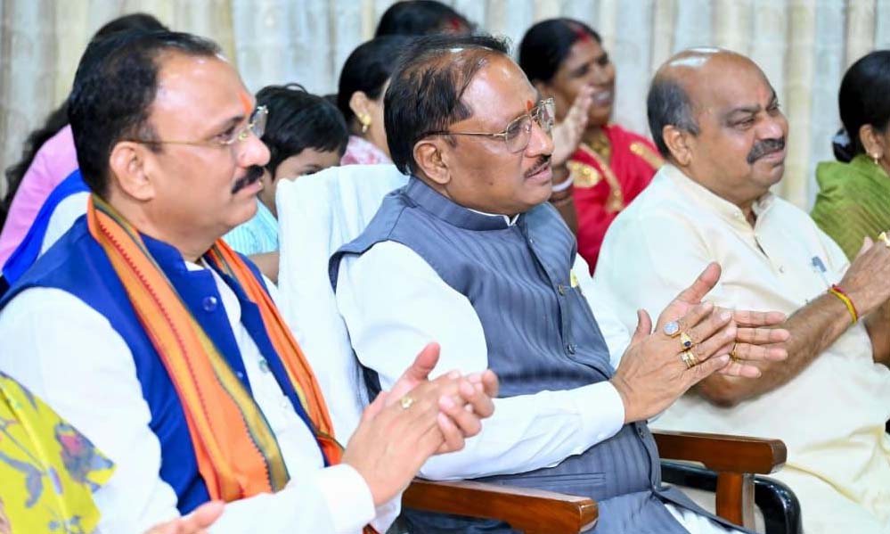 महिला आरक्षण से आधी आबादी को मिलेगा उनका पूरा हक, निर्णय प्रक्रिया में बढ़ेगी भागीदारी  –  मुख्यमंत्री विष्णुदेव साय