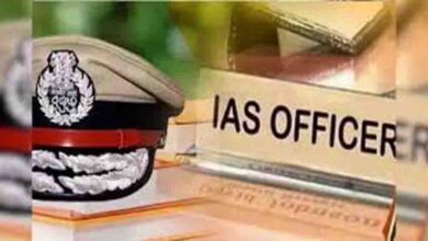 यूपी में बड़ी प्रशासनिक सर्जर,12 IPS और 5 IAS अधिकारियों का तबादला, महकमे में मचा हड़कंप
