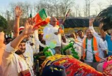 बैतूल विधायक हेमंत खंडेलवाल का अनोखा अंदाज, बैलगाड़ी पर सवार होकर ‘गांव-बस्ती चलो अभियान’ को दी गति