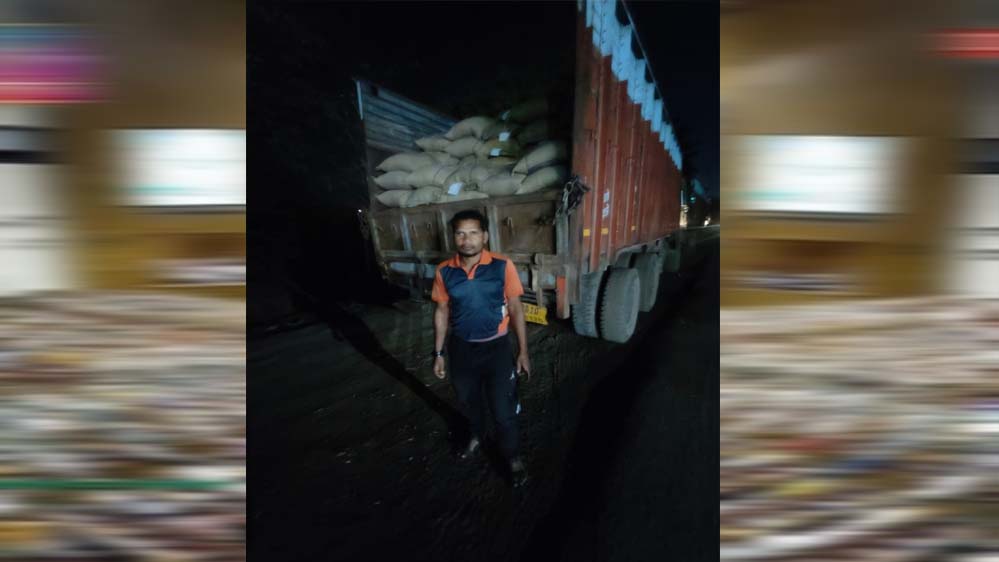 सैदा गोदाम में पीडीएस चावल चोरी का बड़ा खुलासा, प्रबंधन और ट्रांसपोर्टर पर मिली भगत के गंभीर आरोप सैदा गोदाम में पीडीएस चावल चोरी का बड़ा खुलासा, प्रबंधन और ट्रांसपोर्टर पर मिली भगत के गंभीर आरोप