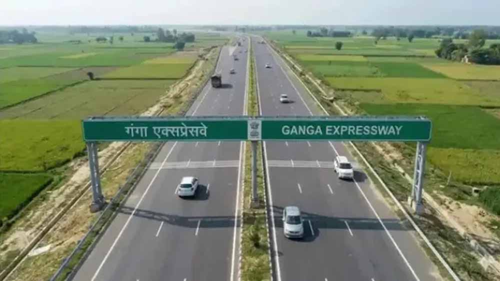 यूपी में विकास की रफ्तार,गंगा एक्सप्रेसवे से 1 ट्रिलियन डॉलर अर्थव्यवस्था का लक्ष्य