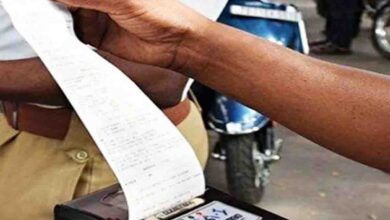 हैदराबाद: चालान से बचने के लिए फ्लिप नंबर प्लेट लगाने वाले BMW चालक पर केस हैदराबाद: चालान से बचने के लिए फ्लिप नंबर प्लेट लगाने वाले BMW चालक पर केस