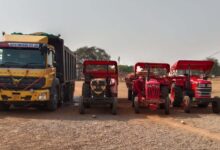खनिजो के अवैध परिवहन पर ताबड़तोड़ कार्रवाई, 02 हाइवा व 03 ट्रैक्टर ट्राली जप्त
