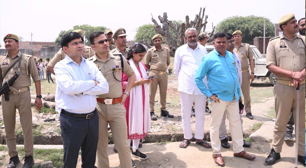 सीएम योगी के निर्देश पर संभल में बड़ी कार्रवाई, दो गांवों में हटे कब्जे और लैंड बैंक में निरंतर वृद्धि