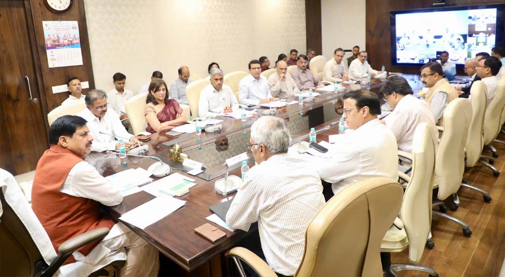 जनकल्याण के कामों में तेज़ी लायें, निरीक्षण करें, गांवों में करें रात्रि विश्राम : मुख्यमंत्री डॉ. यादव